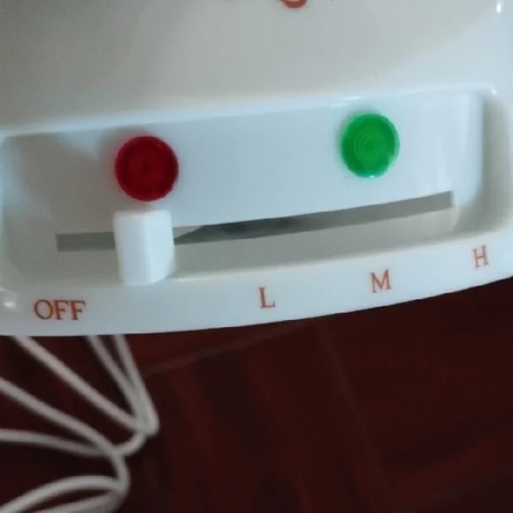 GiGi Wax Warmer-NWT - Picture 4 of 12